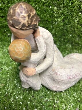 Willow Tree Mother and Child Figurine in White and Brown